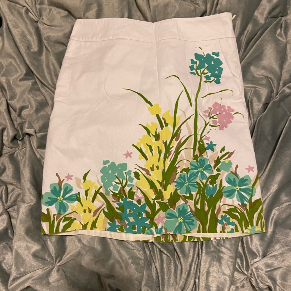 White floral pencil skirt